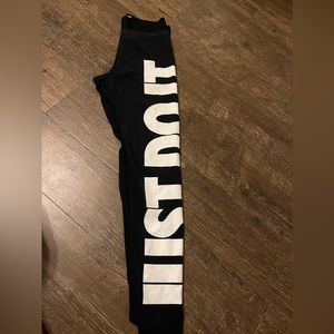 Nike Leggings Small
